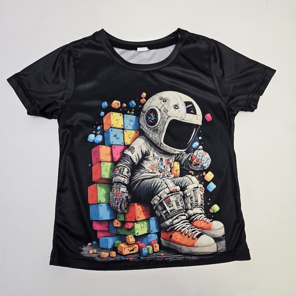 Boys Astronaut Block Short Sleeve Tee unisex Size 5 - Picture 1 of 4